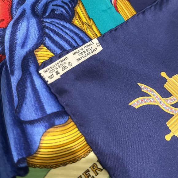 HERMÈS PARIS 1980’s 'Hermés’ French Revolution commemorative silk scarf France - Picture 6 of 11